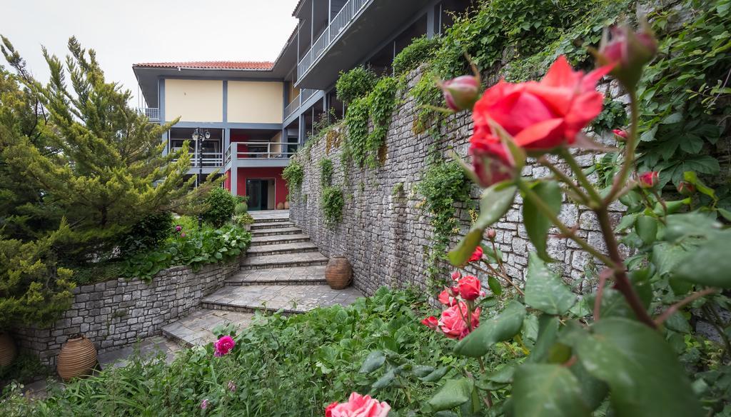 Theoxenia Hotel Andritsaina Exterior photo